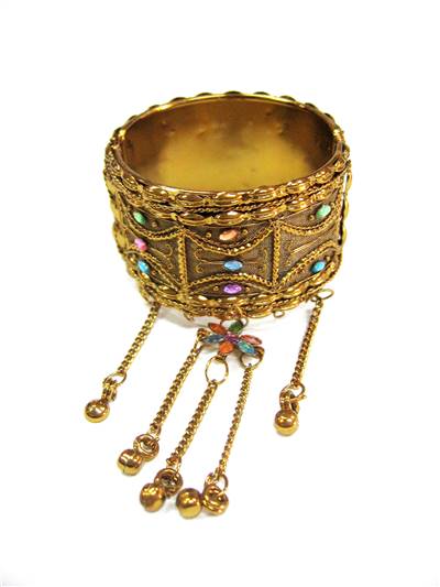 Antique Gold Jewelry